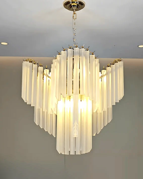 Helsinki - Chandelier Overa