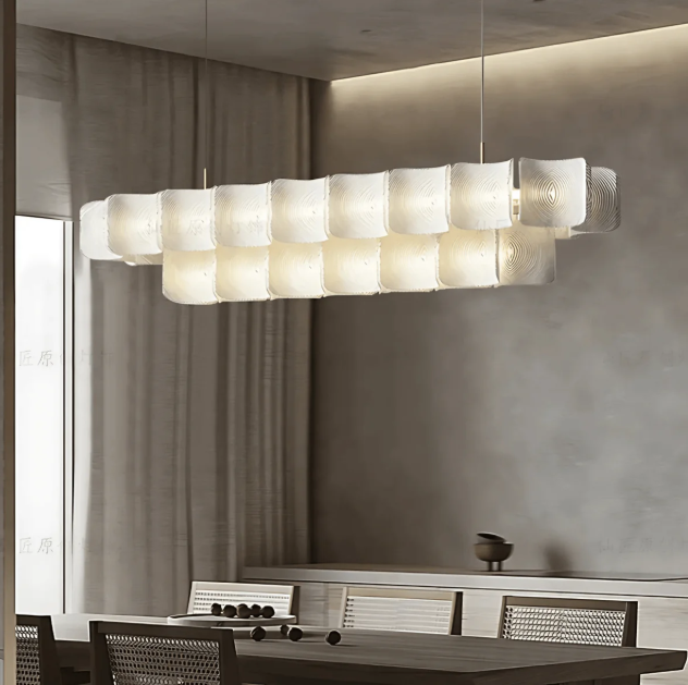 Manila - Chandelier Overa