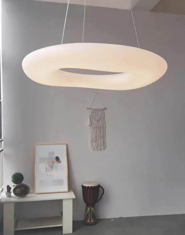 Suva - Chandelier Overa